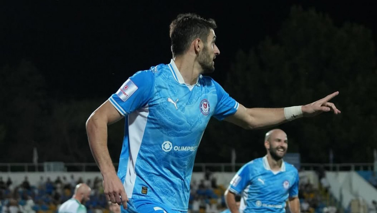 "Атырау" отыгрался со счета 0:2 в матче с "Ордабасы" в КПЛ-2025