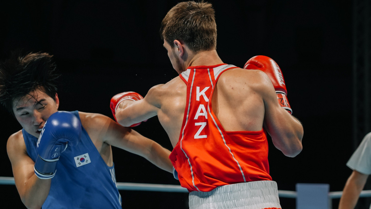 Казахстан завоевал медаль в бою с Южной Кореей на чемпионате Азии