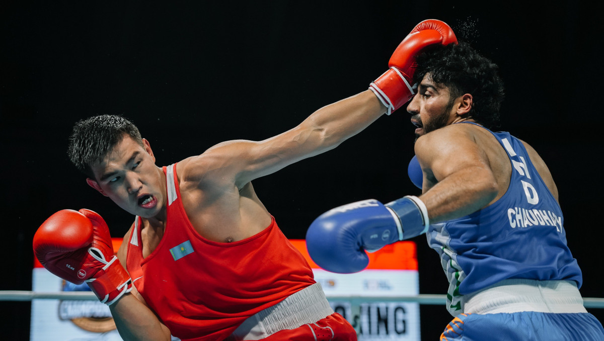 Драма решила исход боя Казахстана за медаль ЧА-2025 по боксу