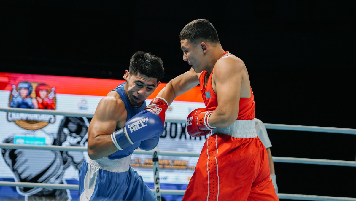 Битва Казахстан - Узбекистан на ЧА по боксу обернулась протестом