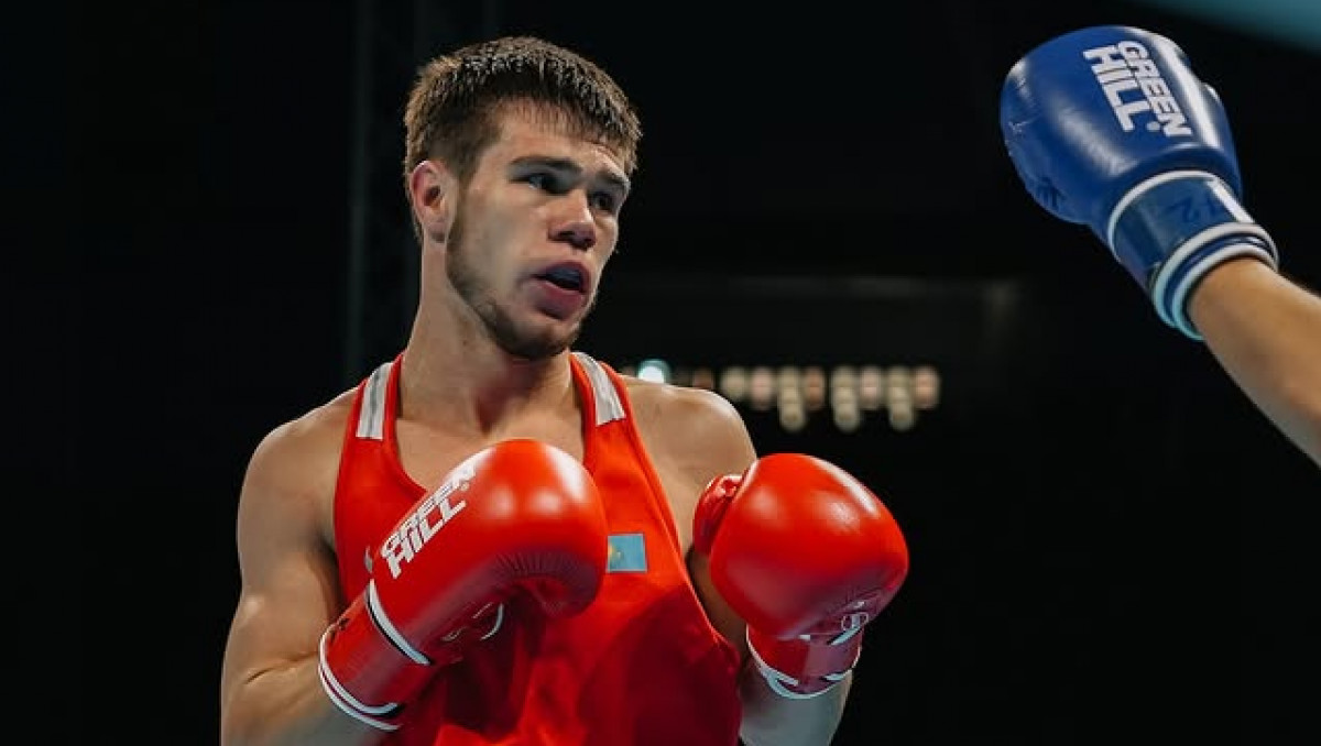 Прямая трансляция боёв Казахстана в полуфинале ЧА по боксу