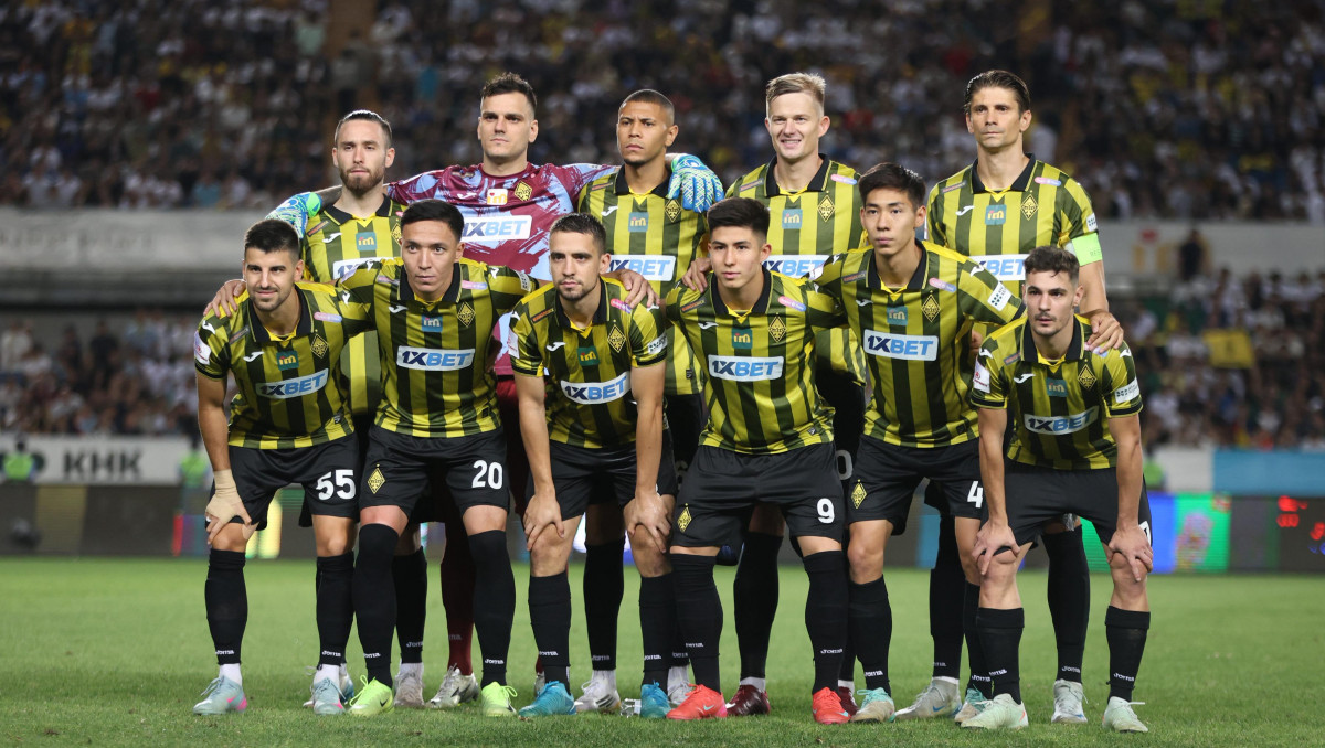 Завершился первый тайм исторического матча "Кайрата" в Лиге чемпионов