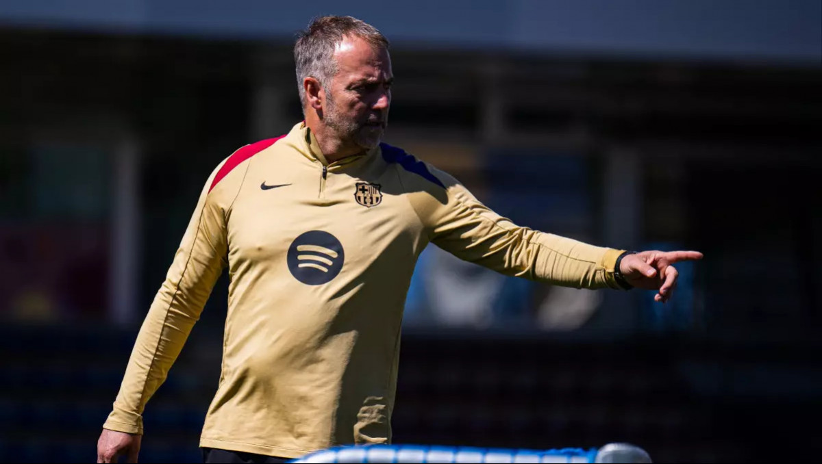 Флик в шоке: "Барселона" скрыла от тренера уход важного игрока