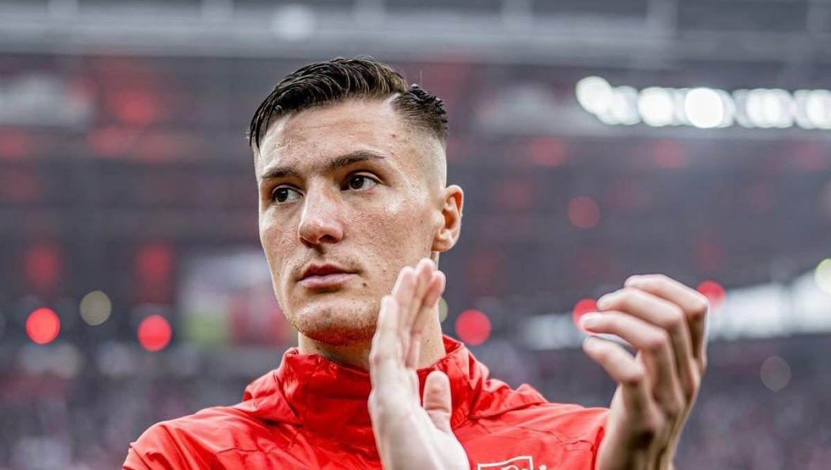 "Манчестер Юнайтед" заплатит 85 миллионов евро за обидчика сборной Казахстана