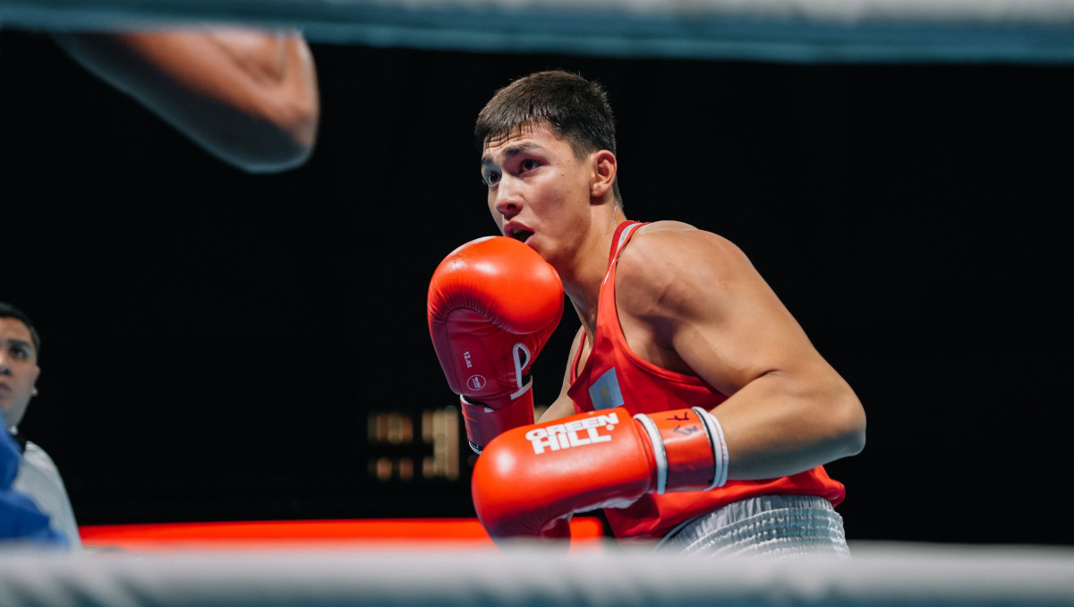 Драмой обернулся бой Казахстан - Узбекистан за золото ЧА по боксу