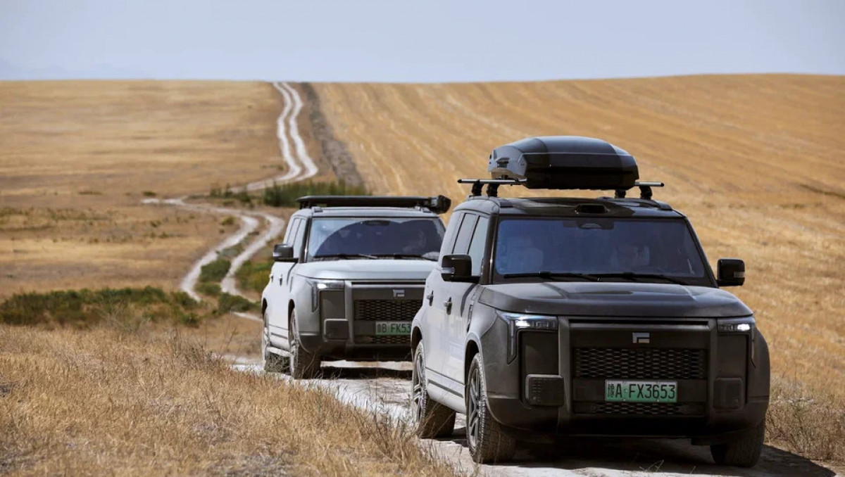 Автопробег ROX 01 стартовал в Казахстане: гибриды на Шёлковом пути