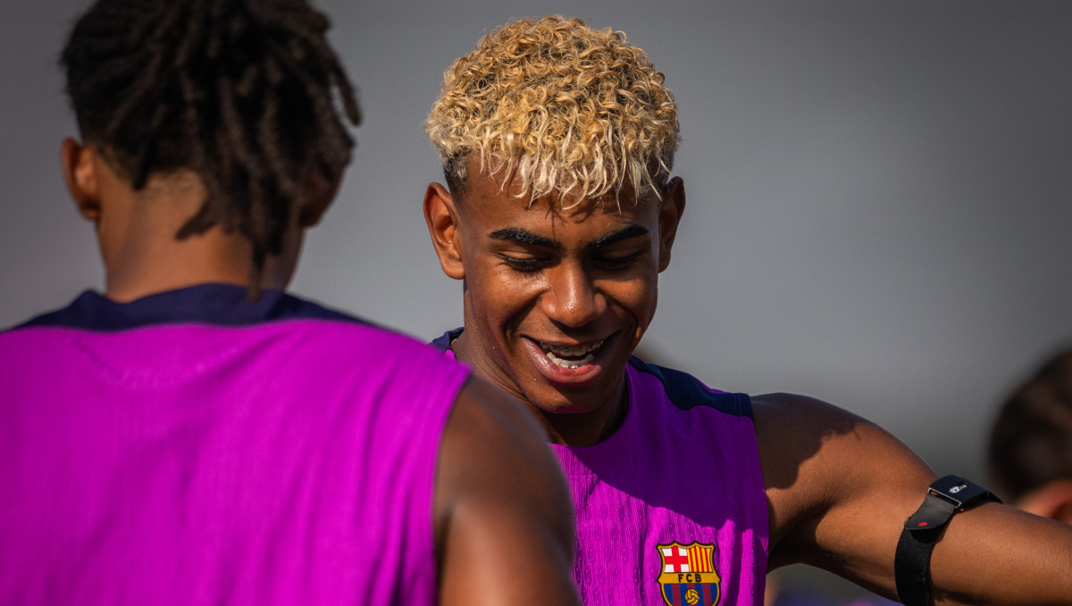 "Барселона" нашла звёздного партнера Ямалю в атаке из ПСЖ