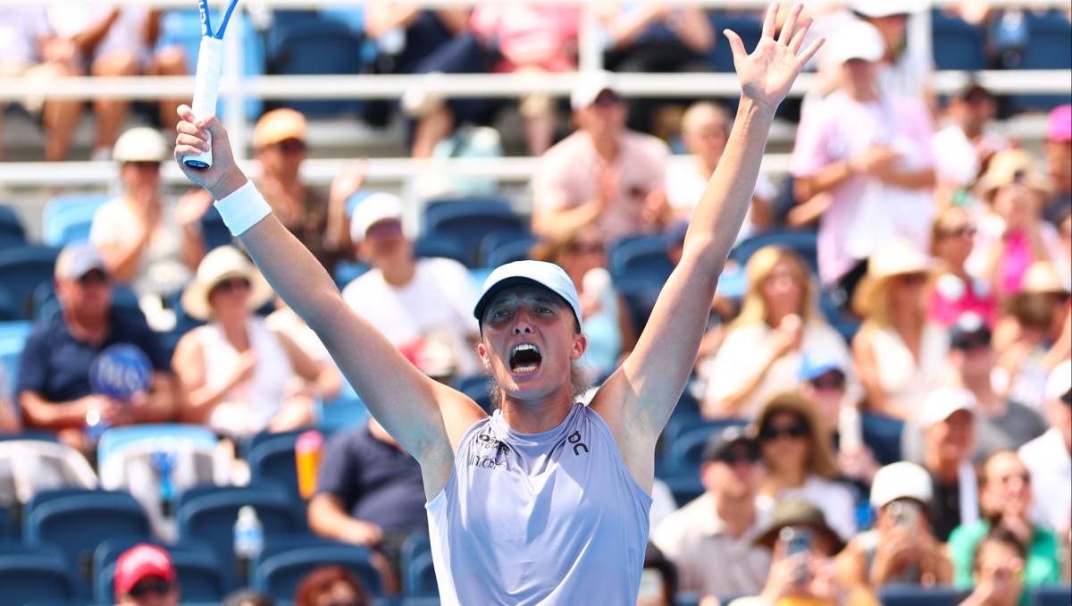 Швёнтек сделала заявление о матче с Рыбакиной