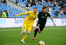 Марин Томасов и Динмухамед Караман. Фото: ФК "Астана"©