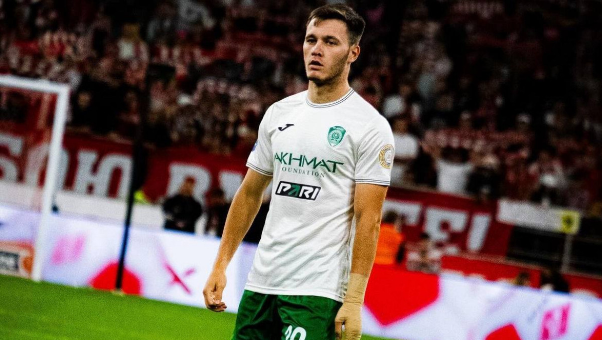 Самородов помог "Ахмату" оформить камбэк в матче с двумя удалениями