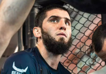 ©instagram.com/islam_makhachev