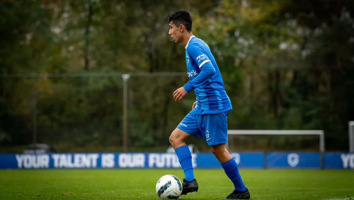 16-летний талант из Казахстана забил дубль в Европе и уделал сына легенды футбола