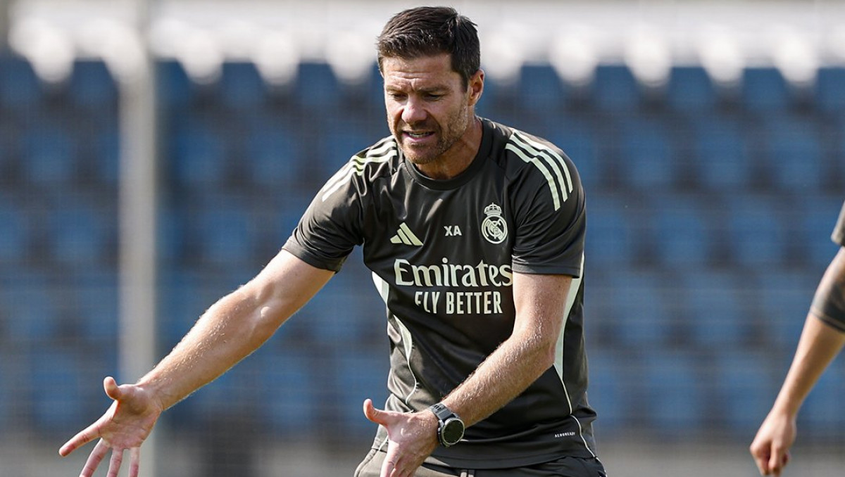 Хаби Алонсо прокомментировал матч с "Кайратом" в Лиге чемпионов