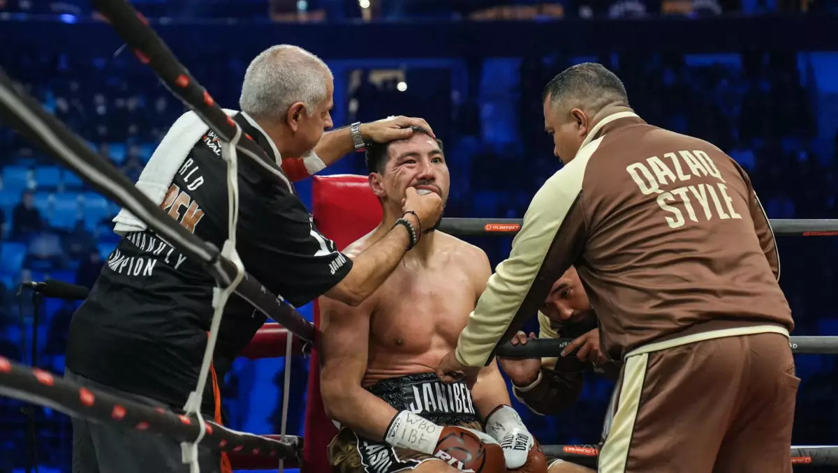 Алимханулы сделал заявление о бое за третий титул и назвал дату