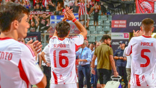 Футболисты "Олимпиакоса". Фото: ФК "Олимпиакос"©