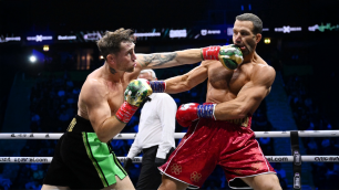 Даррен Тилл против Люка Рокхолда. Фото: DAZN©