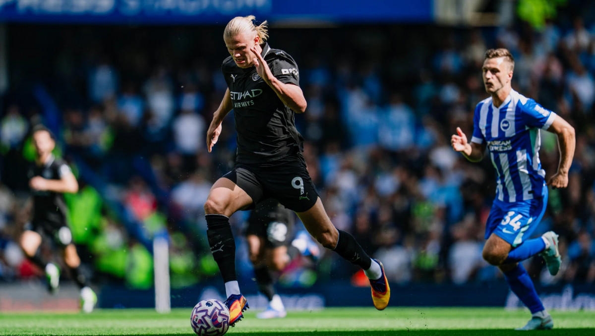 Холанд установил новый рекорд АПЛ и уделал легенд