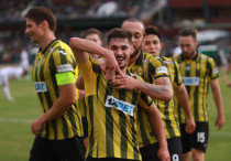 Жоржиньо (в центре). Фото: ФК "Кайрат"©