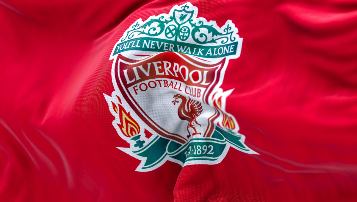 "Ливерпуль” увёл форварда у "Барсы" и оформил рекордный трансфер