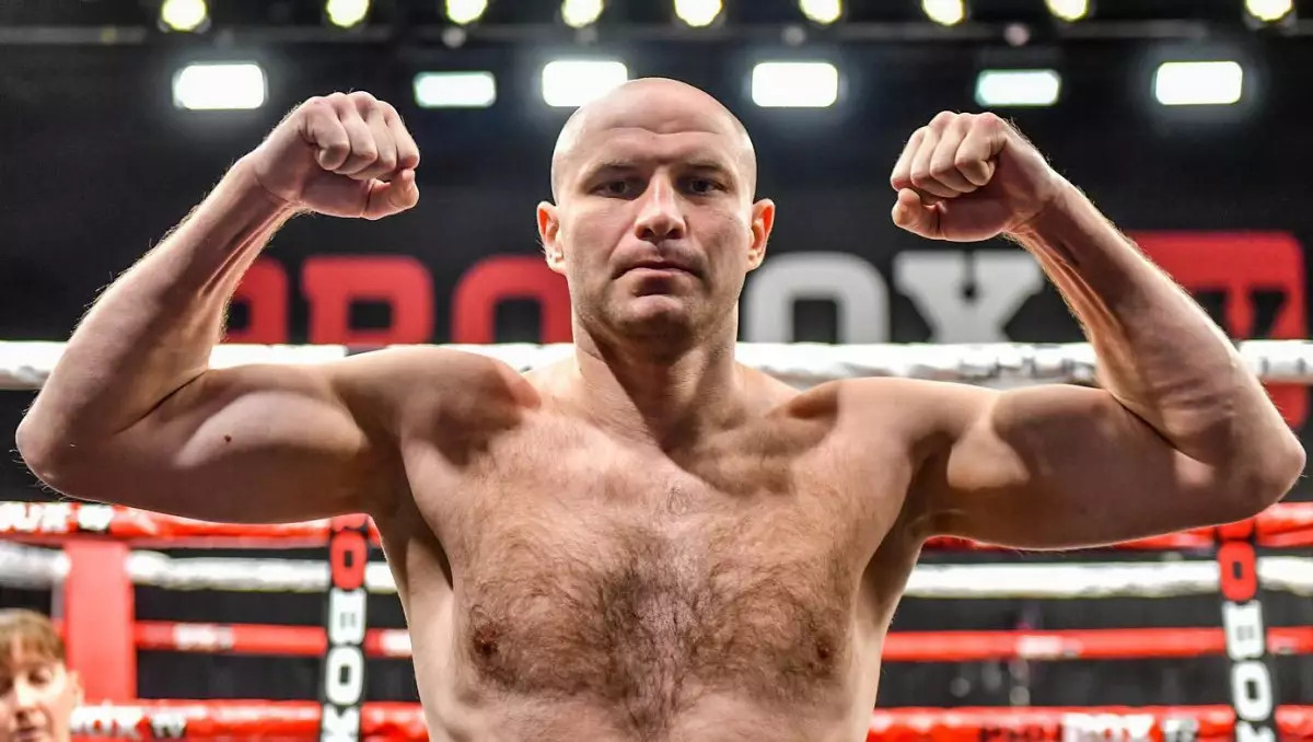 UFC вынес вердикт казахстанцу, отправившему в нокдаун Энтони Джошуа