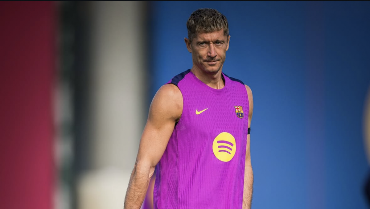 Левандовски стал головной болью для "Барселоны": известна причина