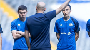 Али Алиев на тренировке сборной Казахстана. Фото: КФФ©