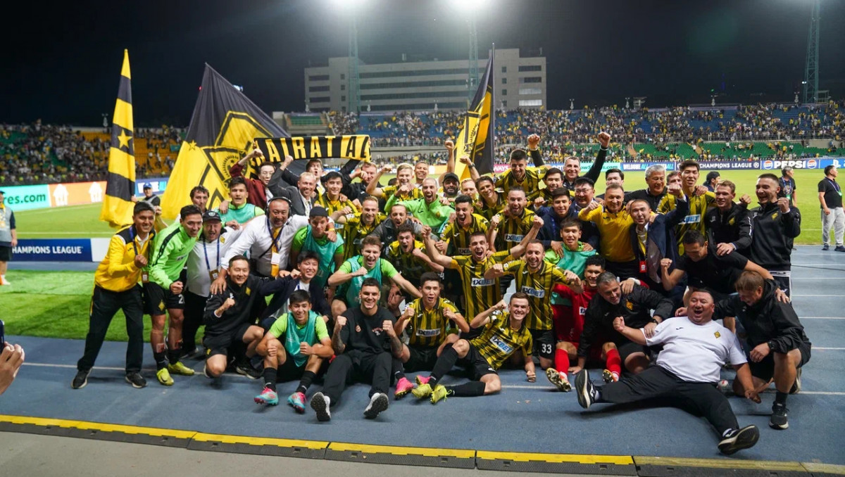 "Кайрат" определился с составом на историческую Лигу чемпионов