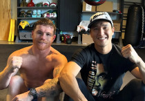 Сауль Канело Альварес и Бек Нурмаганбет. Фото: instagram.com/nurmaganbet.bek.kazbekuli/©