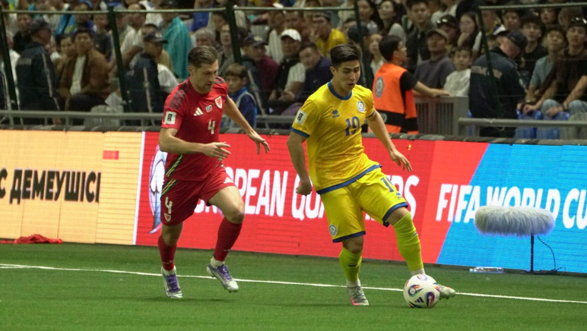 Один гол решил исход матча Казахстан - Уэльс в отборе ЧМ-2026