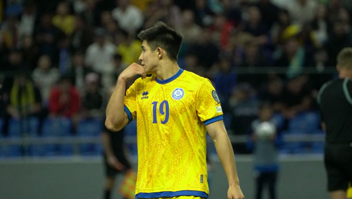 Названы лучший и худшие игроки сборной Казахстана в матче с Уэльсом