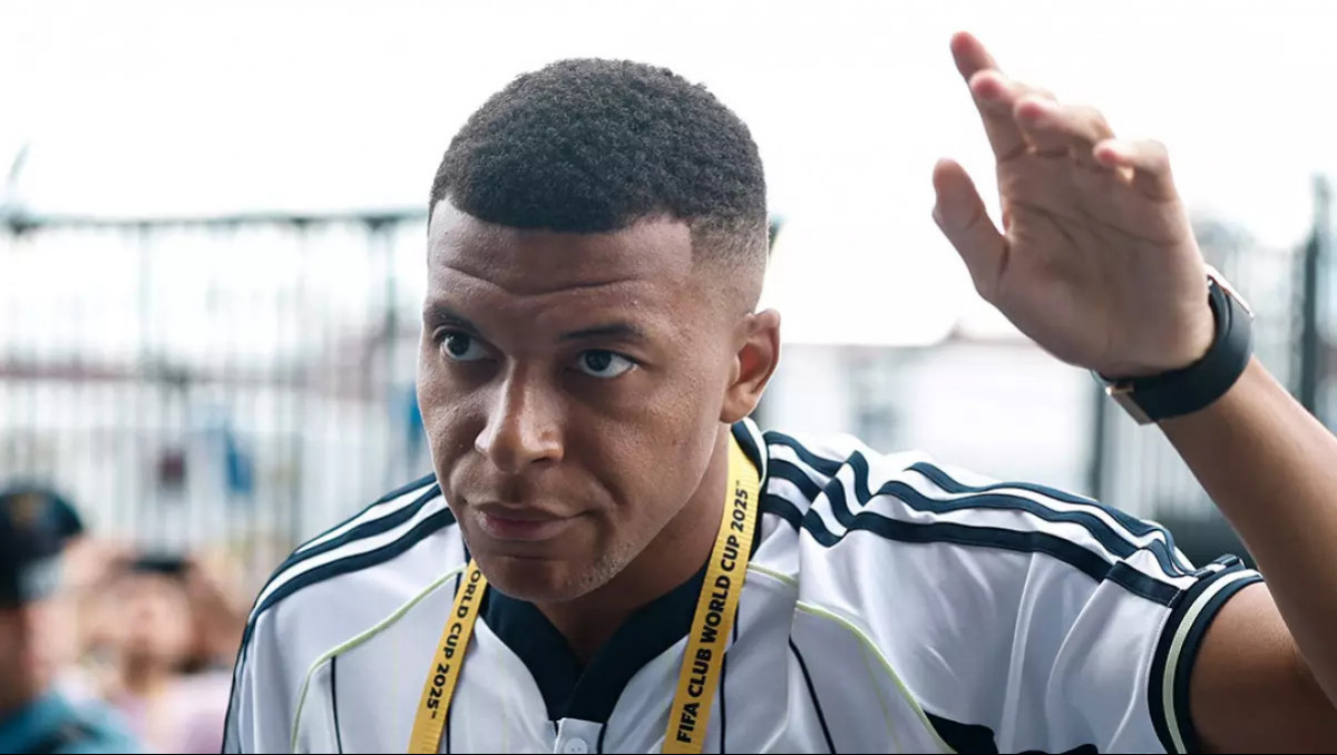 Обладатель "Золотого мяча" раскрыл Мбаппе горькую правду