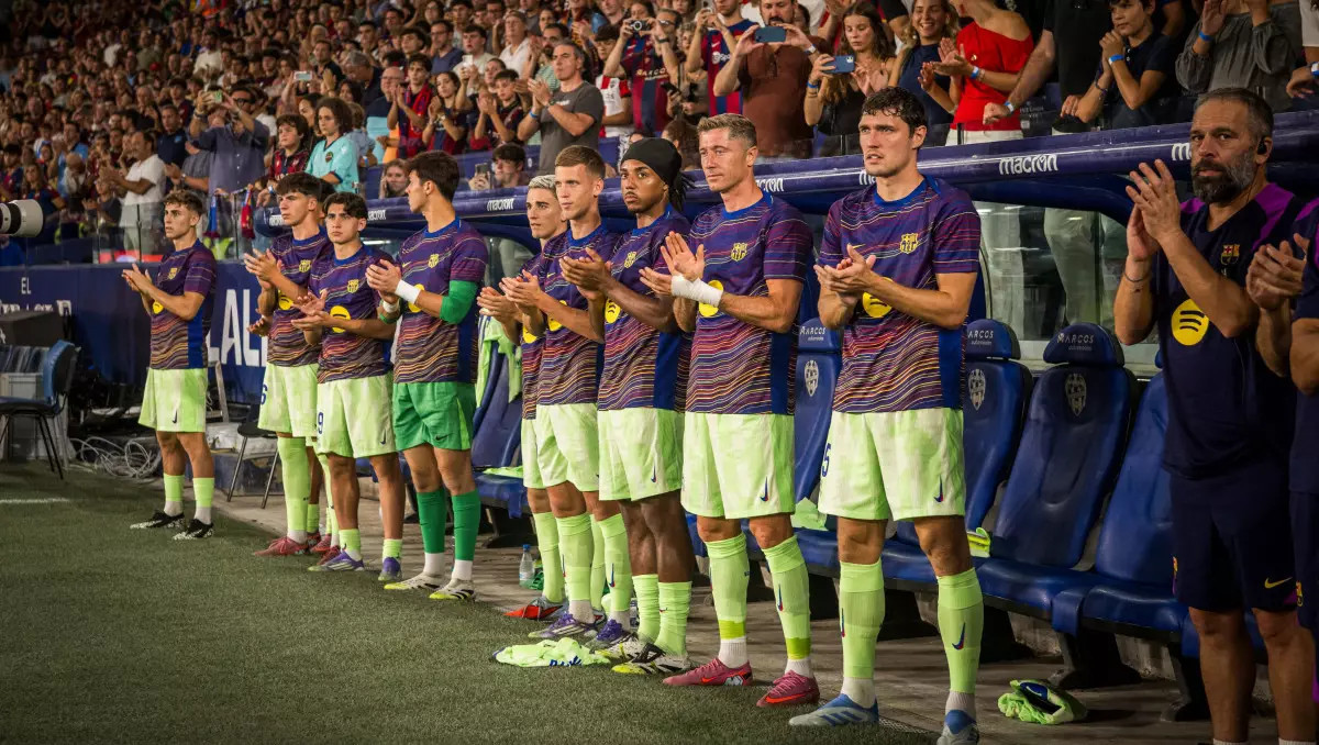 Талант "Барселоны" засомневался во Флике и пригрозил уходом