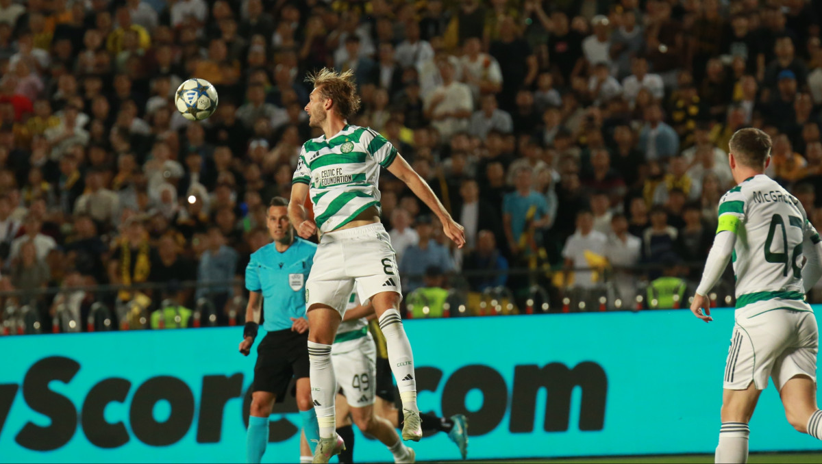 "Селтик" нацелился на казахстанца после вылета из Лиги чемпионов