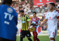 Александр Мартынович и Алибек Касым. Фото: ФК "Кайрат"©