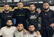 Команда Хабиба Нурмагомедова. Фото: IG/saygid_izagakhmaev©