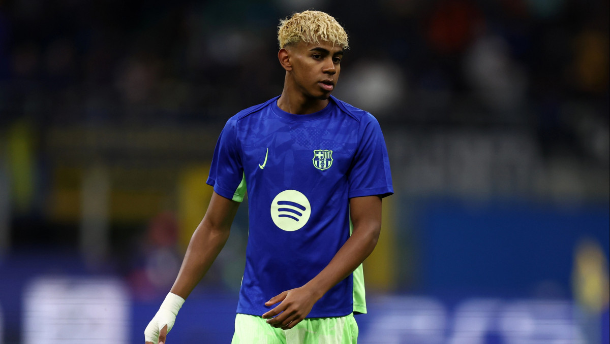 Ямаль не тренировался с "Барселоной": Флик всё объяснит перед матчем Ла Лиги