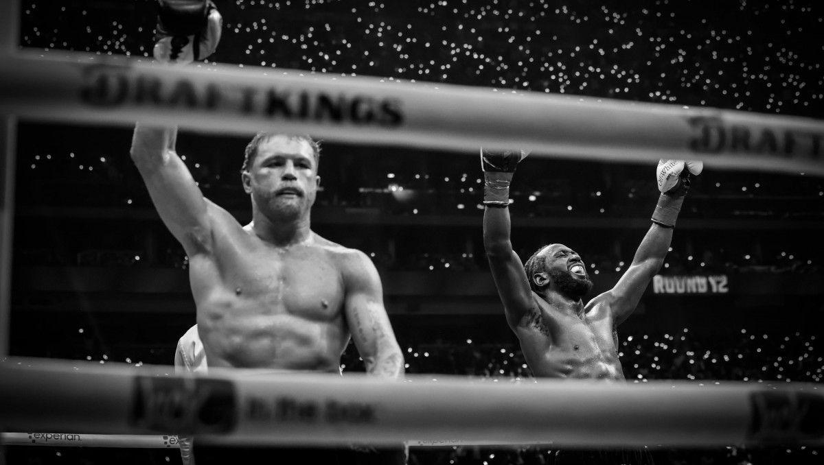 Искусственный интеллект показал неожиданный исход боя Канело - Кроуфорд