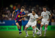 Фермин Лопес (слева). ©ФК "Барселона"