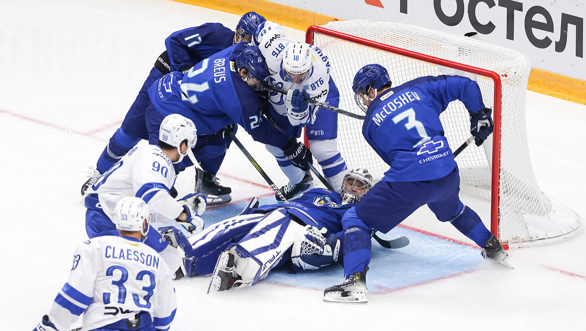 "Барыс" победил в матче КХЛ с 7 шайбами