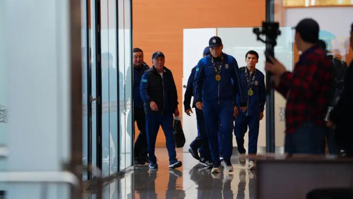 Боксёров Казахстана встретили в Астане после триумфа на чемпионате мира-2025