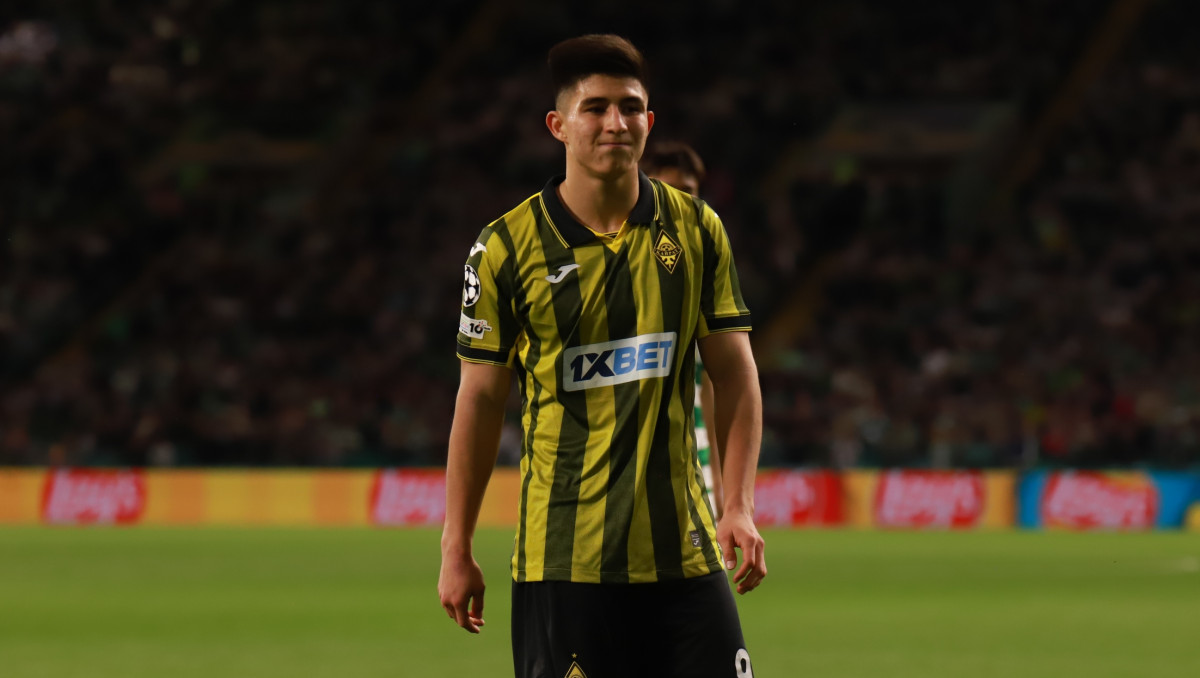 Дастан Сатпаев удивил звезду "Спортинга" перед матчем Лиги чемпионов