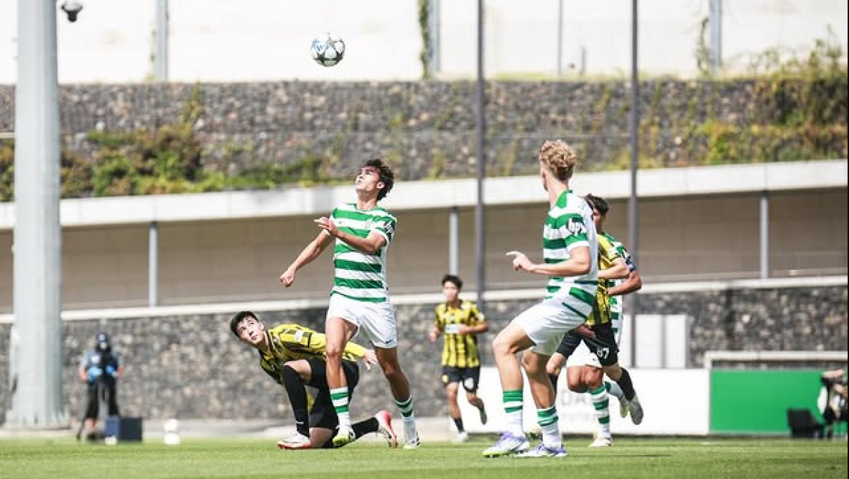 "Кайрат" забил два гола и отменил разгром в матче против "Спортинга"