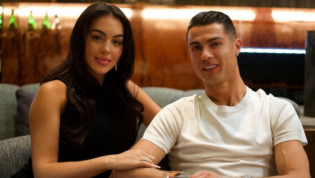 Джорджину заподозрили в новой беременности: поэтому Роналду решился на свадьбу?