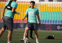 Асхат Тагыберген на тренировке. Фото: ФК "Тобол"©