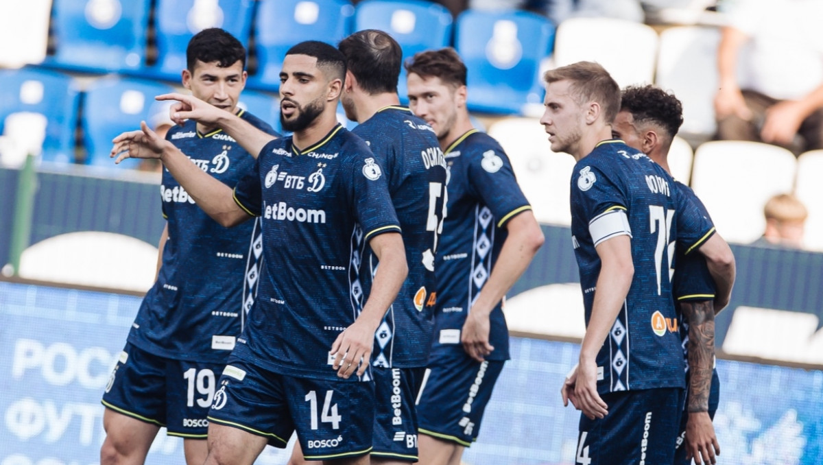 "Динамо" выиграло матч РПЛ с ошибкой Зайнутдинова и 4 голами