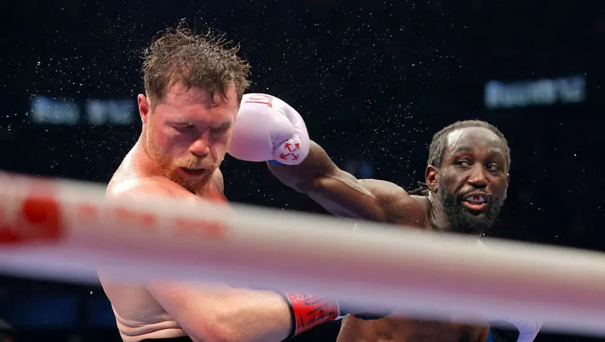 "Износился ли Канело?" Мейвезер честно о поражении мексиканской звезды Кроуфорду