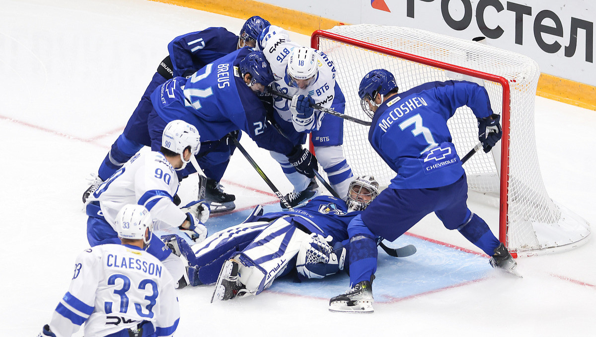 Одна шайба в овертайме решила исход матча "Барыса" в КХЛ