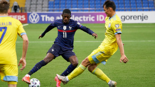 Усман Дембеле и Нуралы Алип. Фото: KFF©