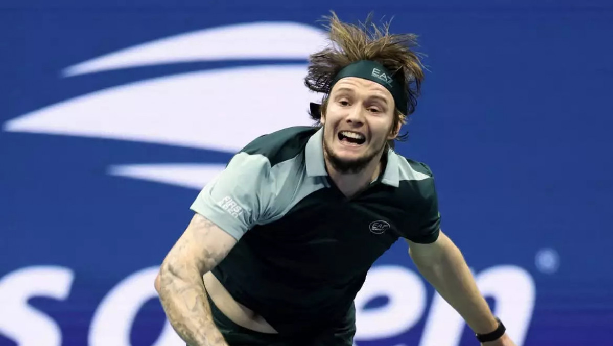 Александр Бублик раскрыл забавные тайны о себе в популярной игре