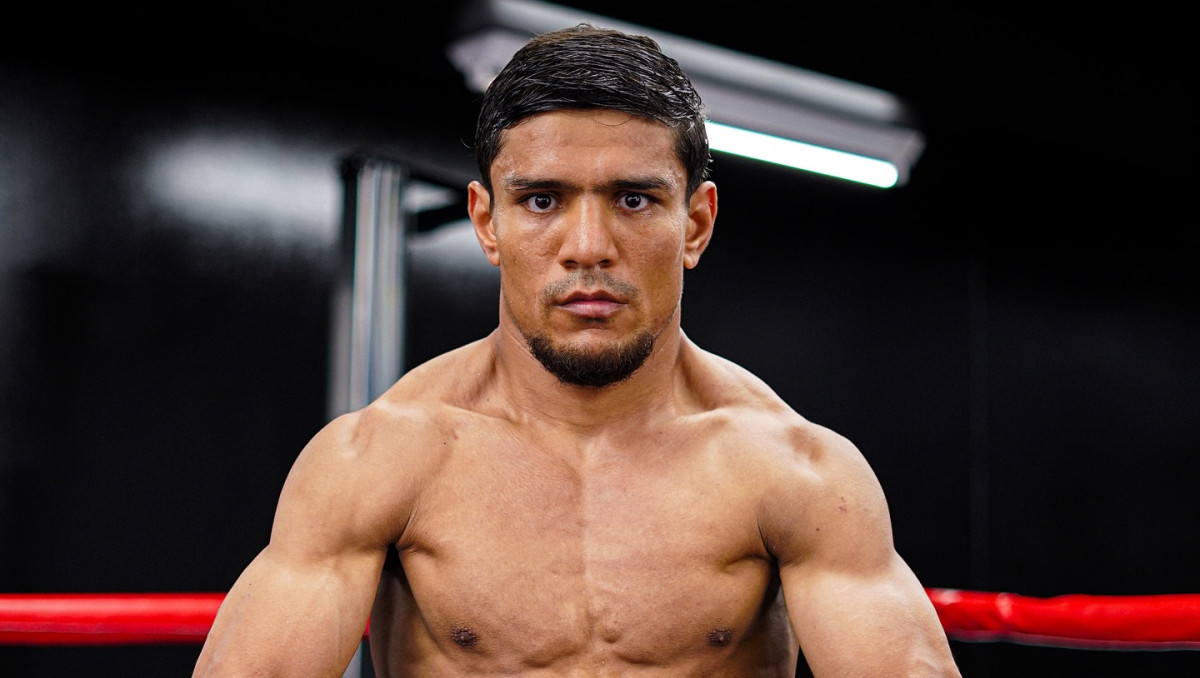 Узбекскому боксёру угрожают нокаутом после боя за "абсолюта"